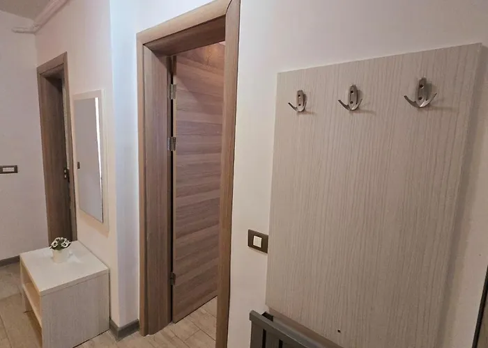 Large Family - Mamaia Nord And Pool Apartman *