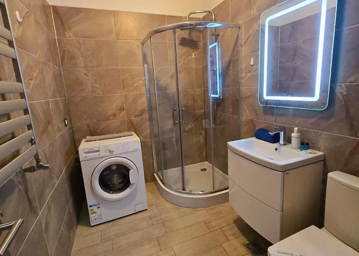 Large Family - Mamaia Nord And Pool Apartman *