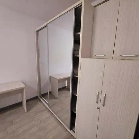 Large Family - Mamaia Nord And Pool Apartment *