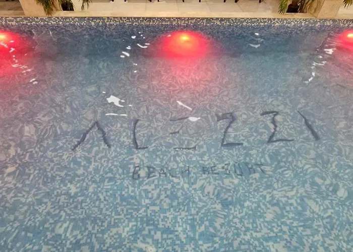 Large Family - Mamaia Nord And Pool * Năvodari