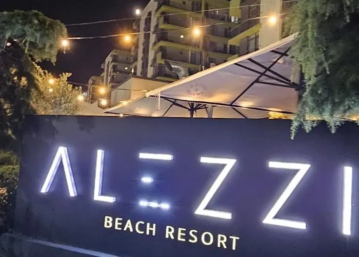 Large Family - Mamaia Nord And Pool Năvodari